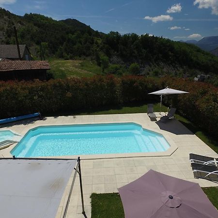 Chambres D'Hotes La Dorgisane Venterol (Alpes-de-Haute-Provence) Exterior foto