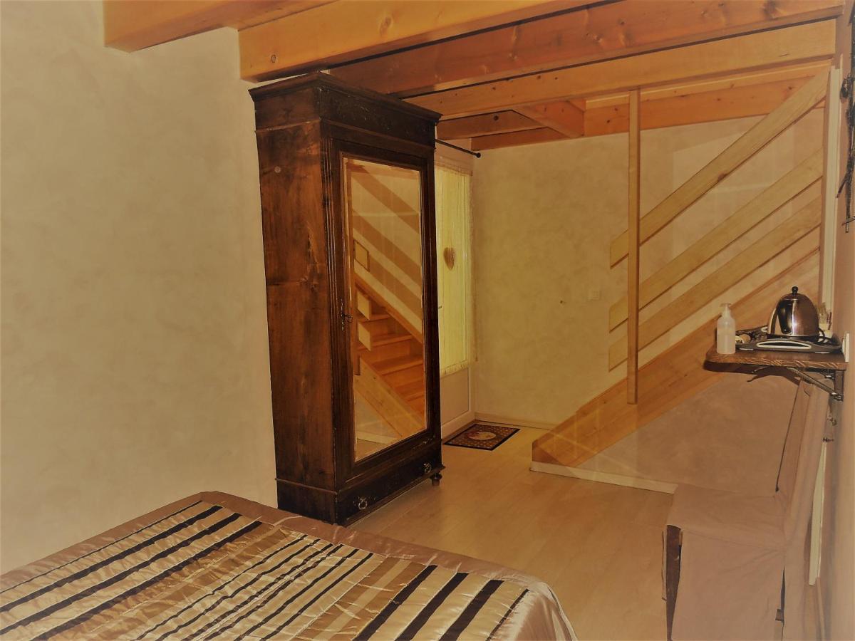 Chambres D'Hotes La Dorgisane Venterol (Alpes-de-Haute-Provence) Exterior foto